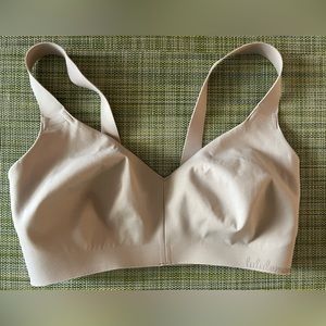 Lululemon athletica light support bra, 32DD, nude
